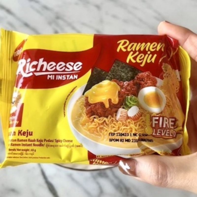 

MIE RAMEN RICHEESE