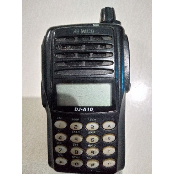 HT Alinco DJ A10 VHF bekas batangan no charger no antenna