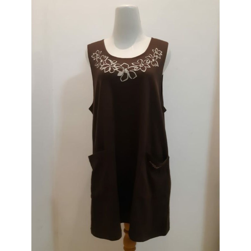 PRELOVED HARDY AMIES LONDON