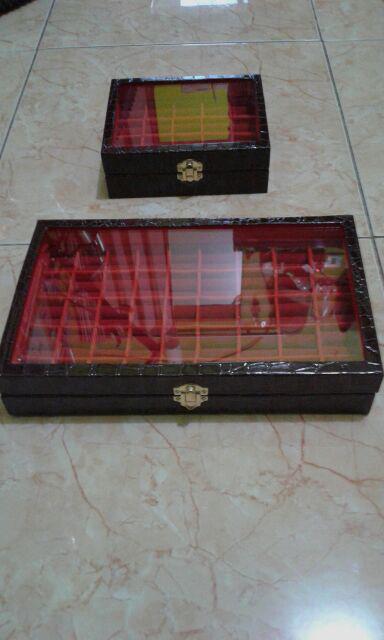 Kotak Cincin Tempat Perhiasan Dan Batu Akik Isi 20