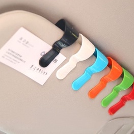 Klip Penahan Kacatama Asesoris Mobil Holder Kacamata