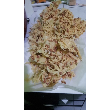 

peyek kacang daun jeruk