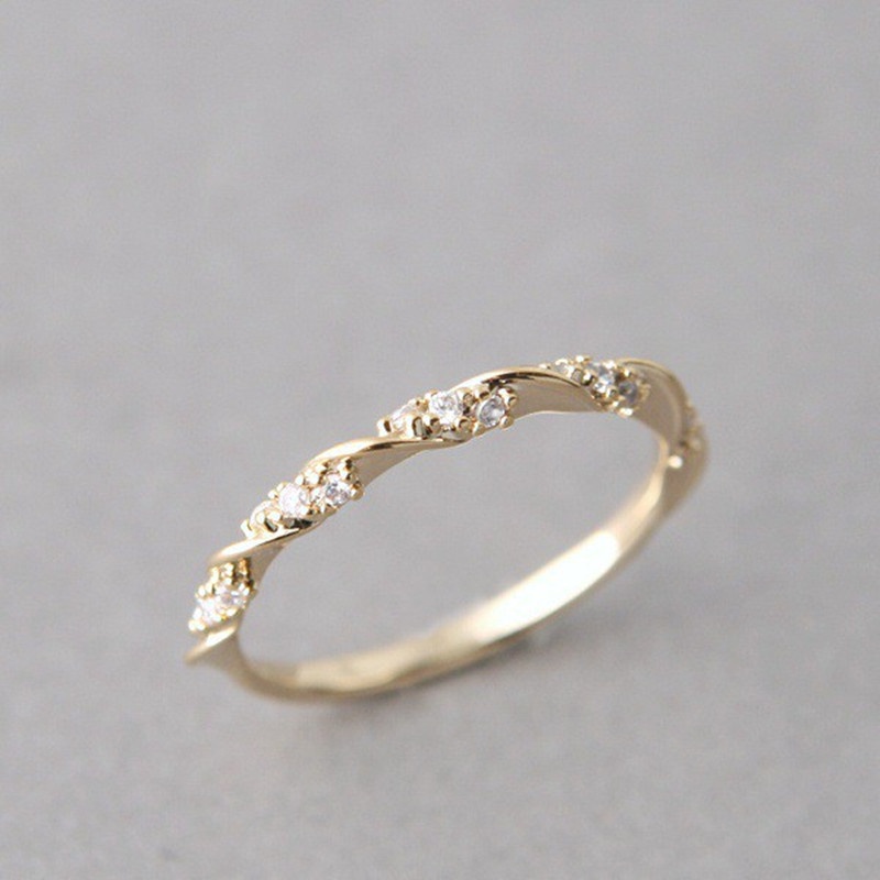 Cincin Pertunangan Berlian Twist Fashion Wanita Elegan Aksesoris Perhiasan