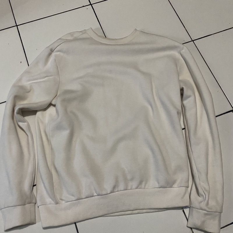 Crewneck putih second (carhatt,dickies)