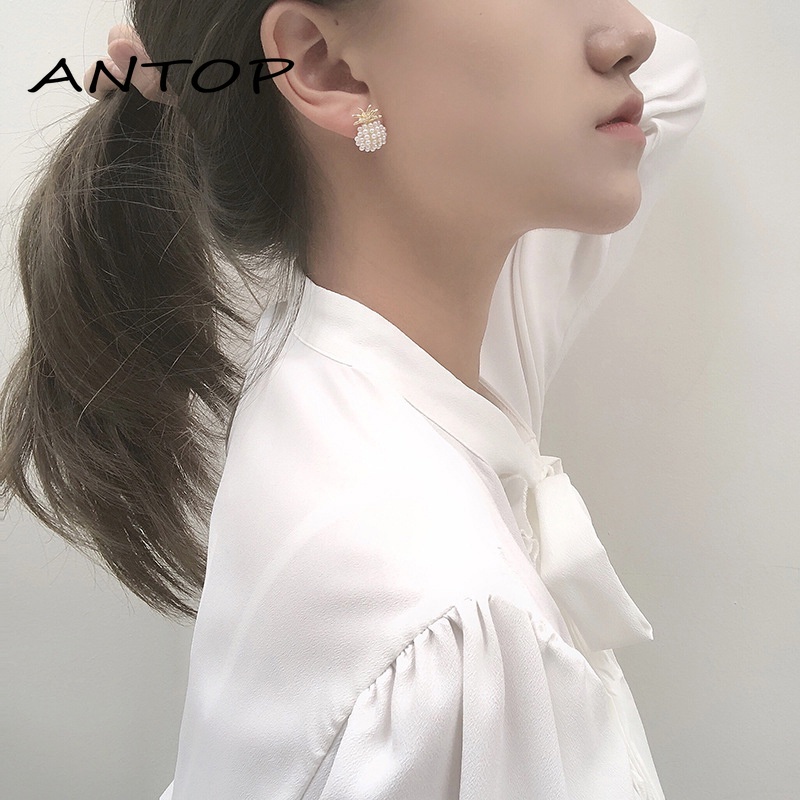 Anting Bentuk Nanas Aksen Mutiara Bahan Alloy Gaya Korea Aksesori busana ANTOP