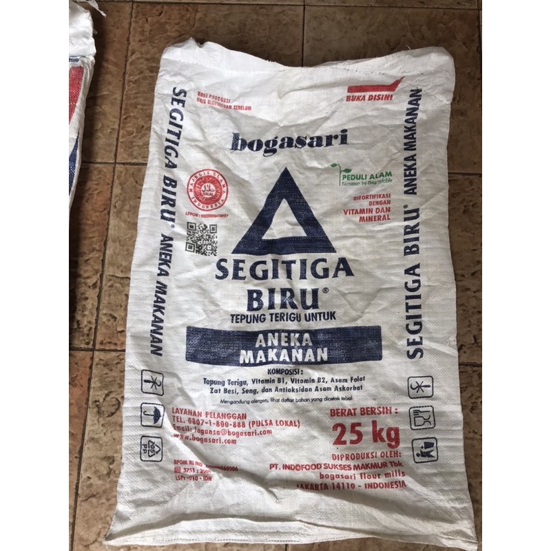 PROMO TERMURAH Karung Bekas Terigu Segitiga 25kg BERSIH,buka Benang