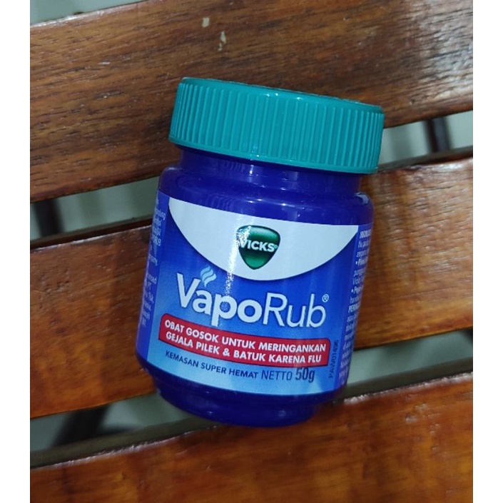 Vicks VapoRub 50 Gram (Pilek dan Batuk)