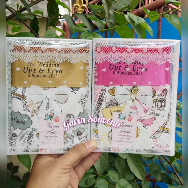 SOUVENIR DOMPET PARIS BESAR KEMASAN MIKA