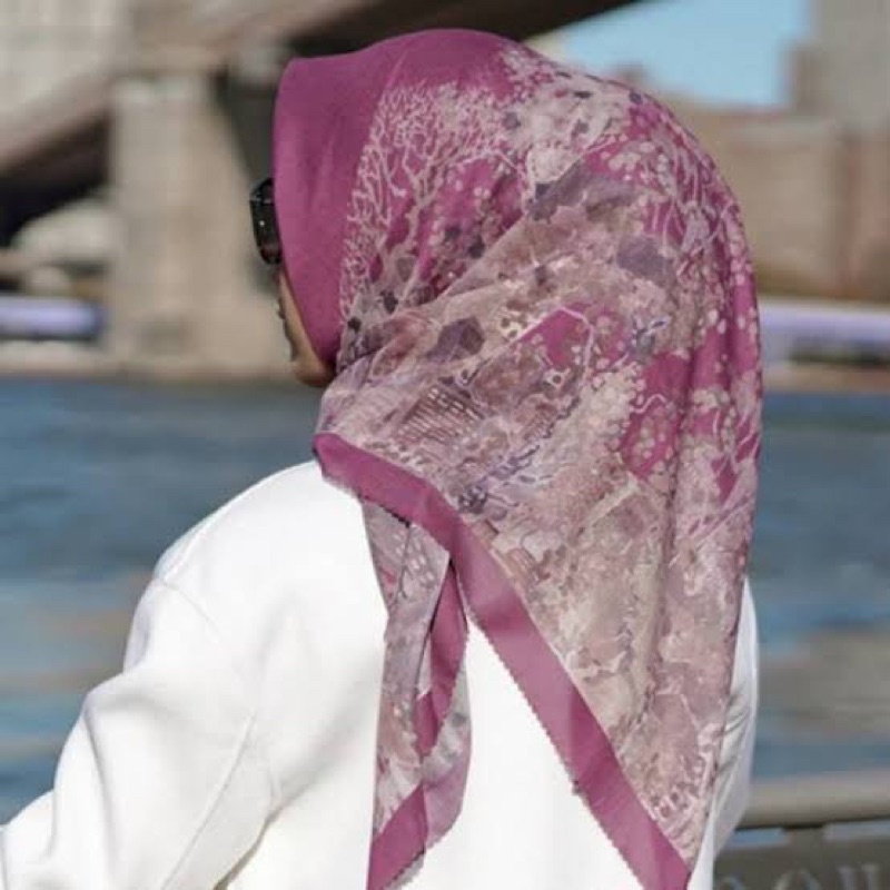 Buttonscarves New York Reborn Chelsea Preloved