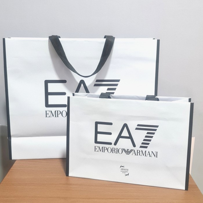 

(TERLARIS) Paperbag Emporio armani original - M