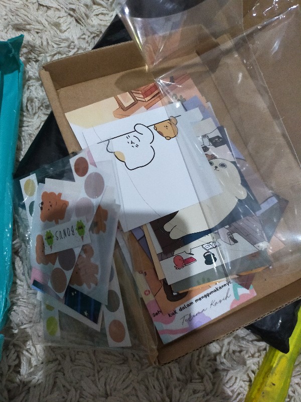 Sticker Poster/dekorasi Mini Cuteee 01