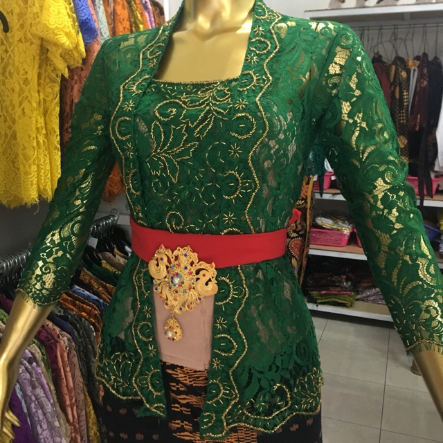 30+ Ide Keren Payet Kebaya Hijau Botol