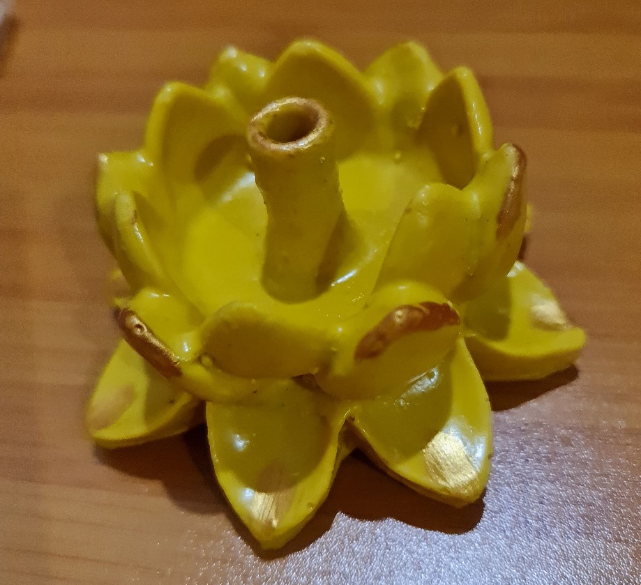 Wadah Tempat Dupa Lotus