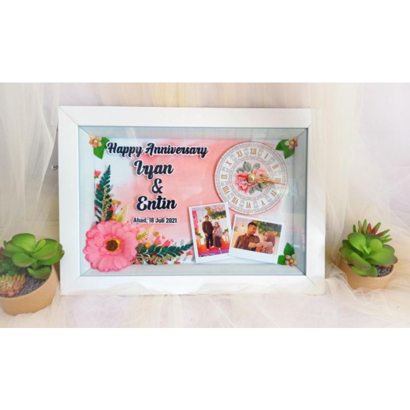 

Kado Nikah / Kado Unik / Kado Anniversary