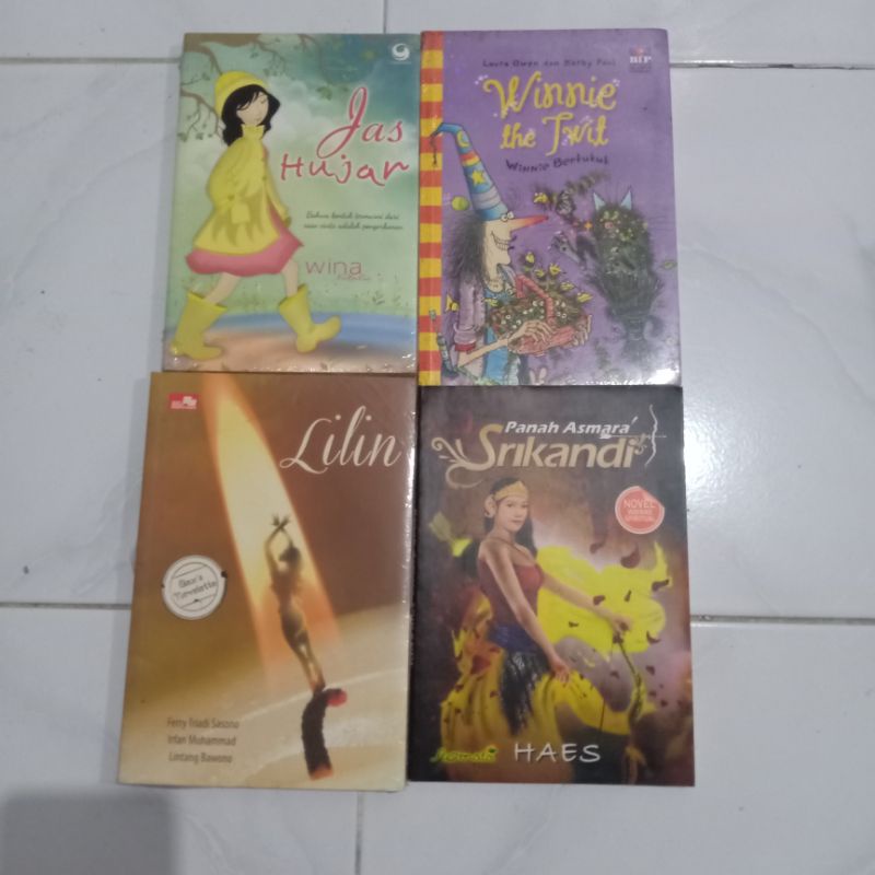 ( PROMO ) Obral paket murah ( isi 4 buku ) Novel remaja // fiksi // non fiksi // best seller // fantasi // romance // original // baru // new old stock-Paket 20