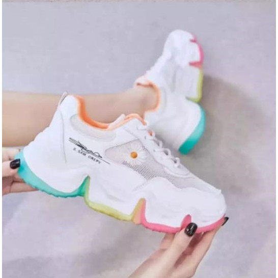 Sepatudari Karin Sepatu sneakers wanita sepatu olahraga wanita tali sol warna ringan KR-SN0099