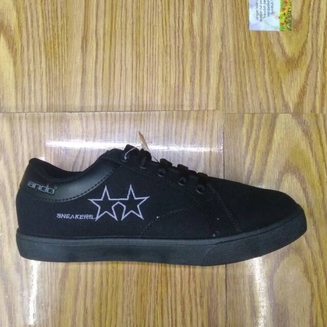 Sepatu sekolah hitam polos ando sneakers