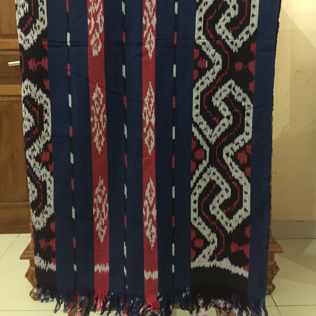 Kain Tenun Etnik Blanket Sumba Premium