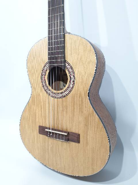 Gitar Classic Merk Cowboy Original Tipe CG-100 3/4 NA Naturaldoff Klasik Senar Nylon Jakarta Murah