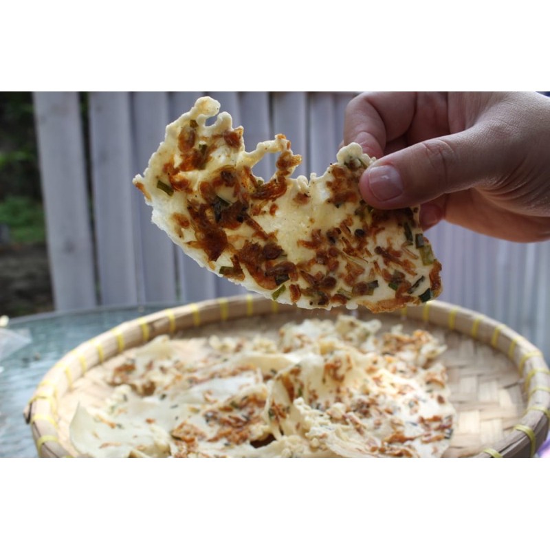

Rempeyek / peyek rebon / peyek kacang / dage
