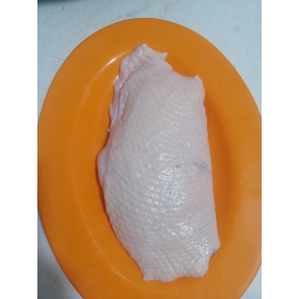 

daging fillet dada bebek dengan kulit/duck breast murah 1 pcs berat 450 SD 550 gram