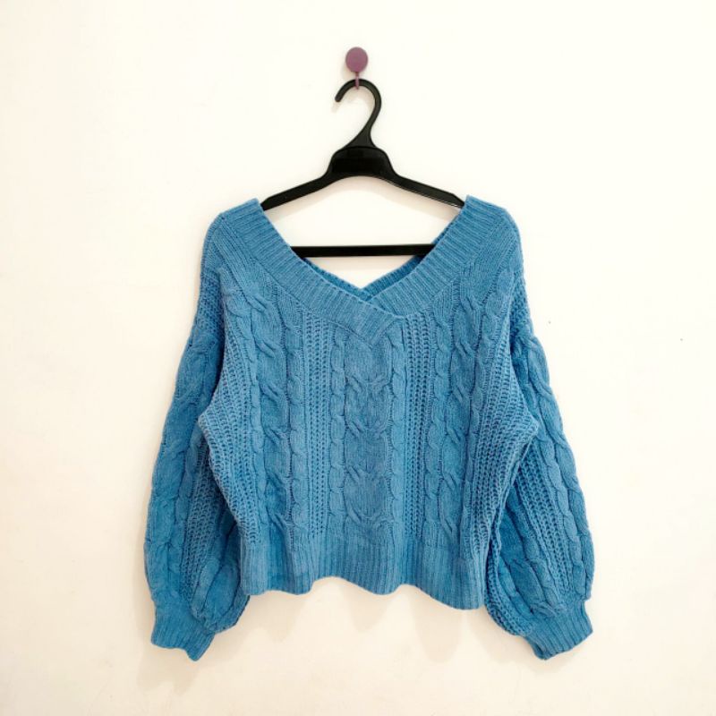 Thrift rajut crop velvet lengan balon