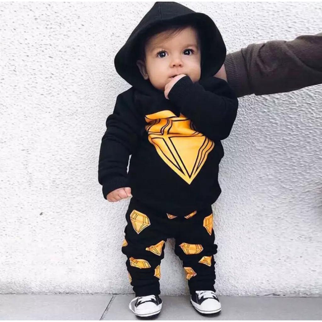 SETELAN HOODIE BAYI ANAK MOTIF DIAMOND GOLD BERLIAN SIZE 1-5 TAHUN BAHAN BABYTERRY TERMURAH TERLARIS BEST QUALITY/ SETELAN HOODIE BAYI ANAK LAKI LAKI/ SETELAN HOODIE BAYI ANAK PEREMPUAN/ SETELAN HOODIE BAYI ANAK COWO/ SETELAN HOODIE BAYI ANAK CEWE