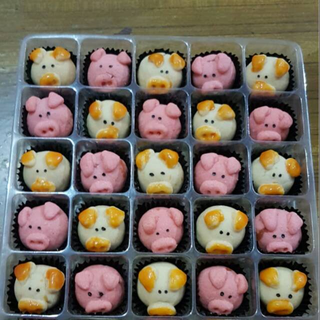 

KUE PIGGY LUCU KUE SINCIA