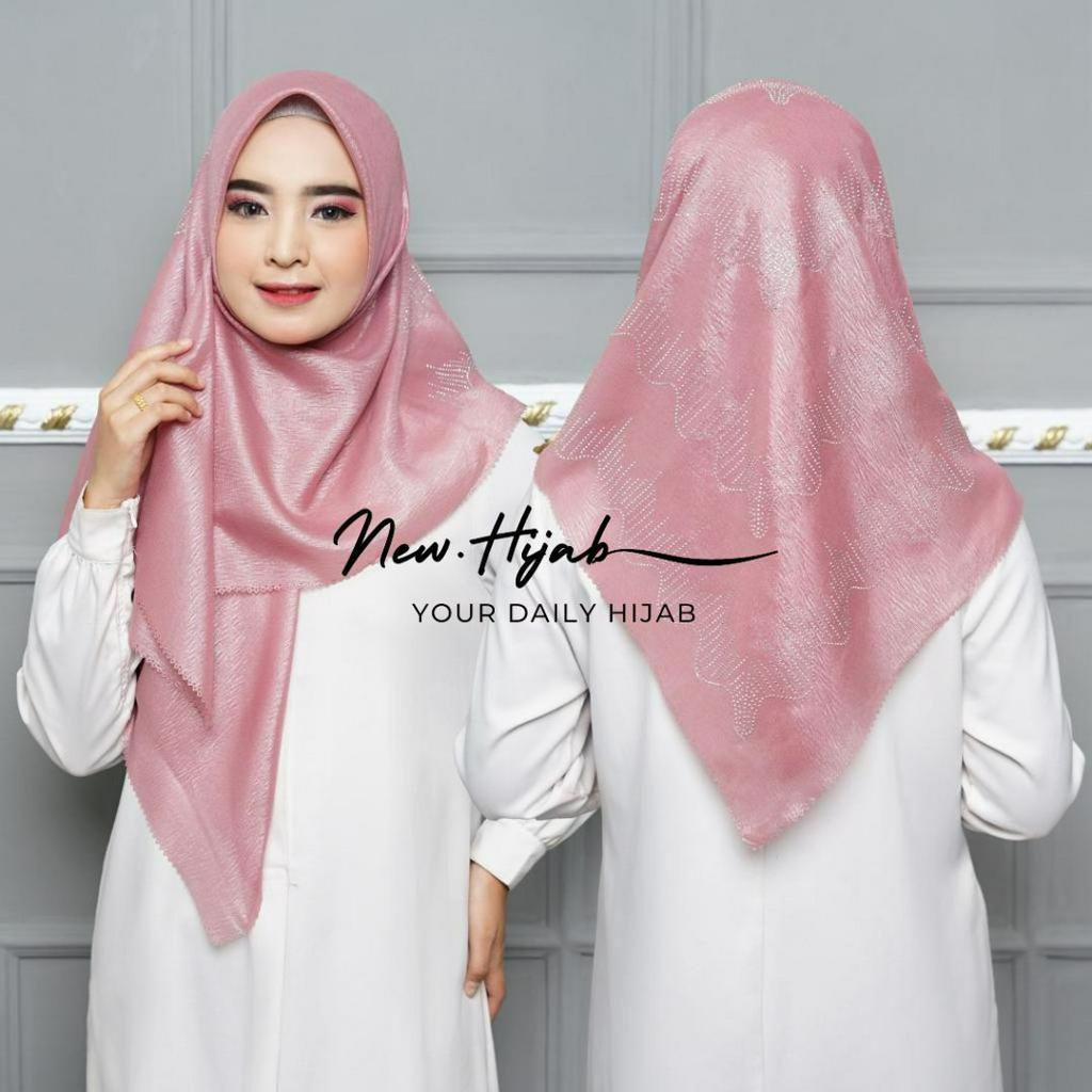 JILBAB PESTA PAYET SWAROVSKI / JILBAB SEGI EMPAT PAYET MEWAH / KERUDUNG PESTA PAYET AZARA / HIJAB SEGIEMPAT PAYET SWAROVSKI