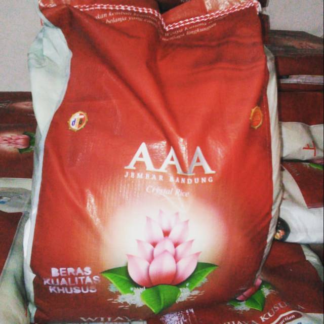 

BERAS PREMIUM KHUSUS MERK KEMBANG AAA