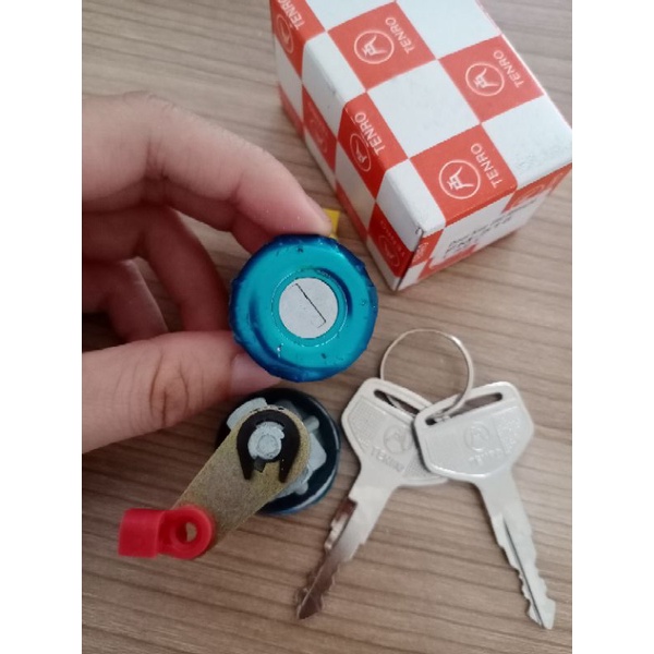 Kunci Pintu / Door Key Mobil Fuso FM 516 Merek Tenro 1 Set Kiri &amp; Kanan
