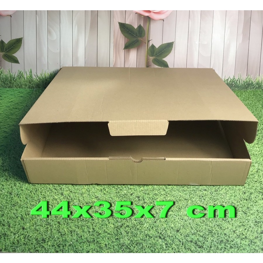 

Kardus Packing Dus Die Cut Kotak Karton Kemasan Kado Hadiah Gift Box Hampers Packaging Coklat 44x35x7