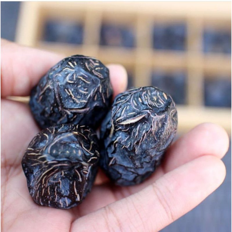 

KURMA Enak Kurma AJWA 1 kg ato 1/2 kg