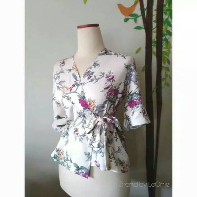 Atasan wanita kimono flower top blouse kimono flower baju wanita kimono