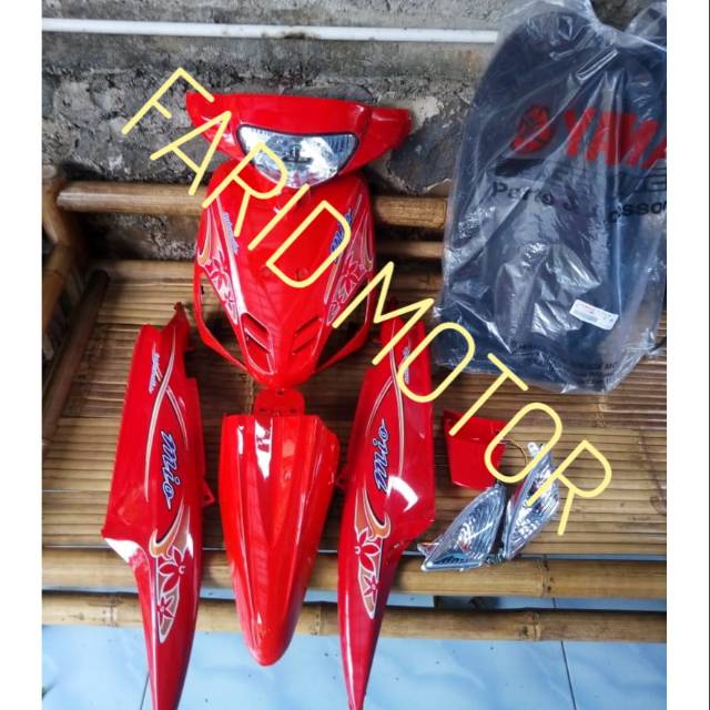 FULL BODY HALUS/PLUS STIKER/REFLEKTOR LAMPU DEPAN/LAMPU SEN DAN DEK KUNCI MIO SPORTY/MIO LAMA