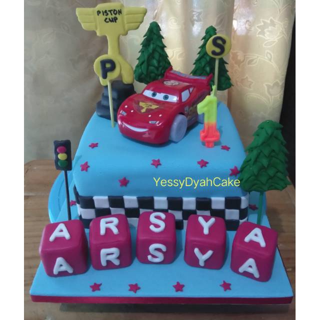 

Kue Ulang Tahun tema Car Macqueen / Cars Fondant Cake