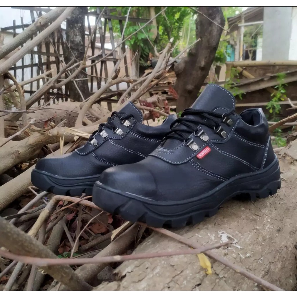 Sepatu Safety Ujung besi Gaul Terbaru Termurah Kulit Omega Asli Hitam