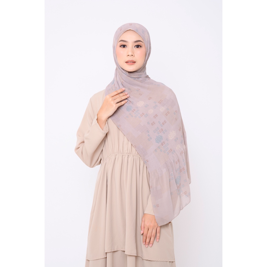 ZM Zaskia Mecca - Aili Sepia Pashmina Plisket - Jelita Indonesia - Edisi Toraja-1