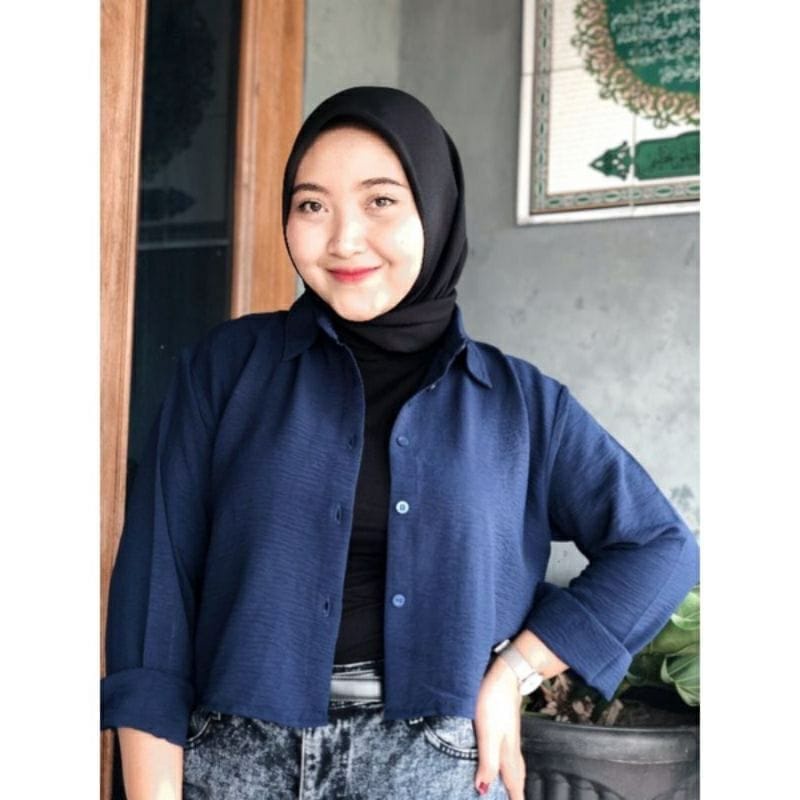 Hana Kemeja Crop - Kemeja Wanita - Kemeja crinckle - Atasan Wanita - Kemeja Lengan Panjang- Crop Top Lengan Panjang