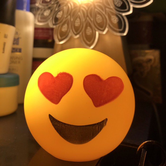 lampu emoji/lampu smile/lampu LED/lampu hias(random)