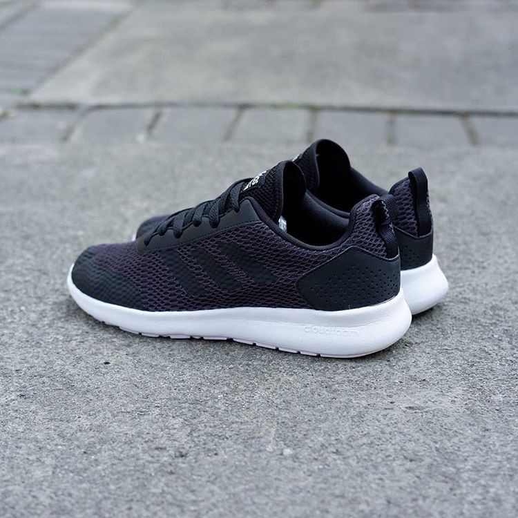 adidas cloudfoam ultimate black and white