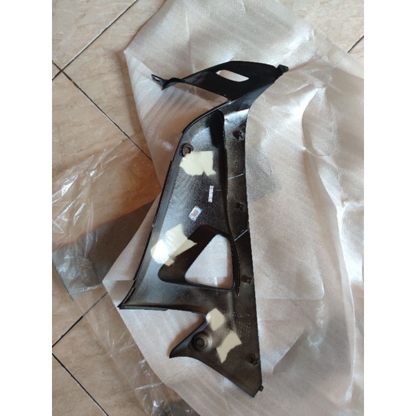 sayap dalam supra fit new sebelah kiri aja, asli Ahm, kondisi baru, warna hitam