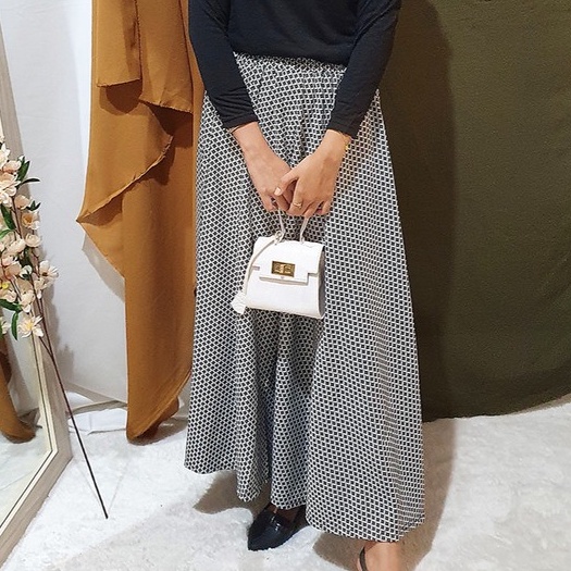 Rok Panjang Wanita Love Kekinian Fashion Muslim Murah Lingkar 50-100cm Panjang 90cm