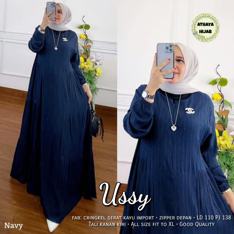 Ussy Dress by Athaya