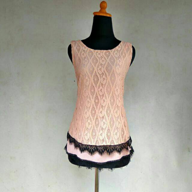 Sweet lacey top