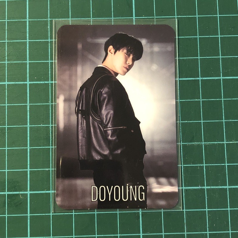 NCT 127 DOYOUNG LOVEHOLIC B VER
