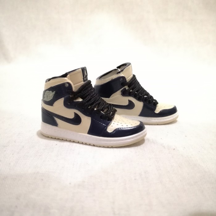 3D SNEAKERS KEYCHAIN AIR JORDAN 1 AJ1 PREMIUM MIDNIGHT NAVY LIGHT CREAM