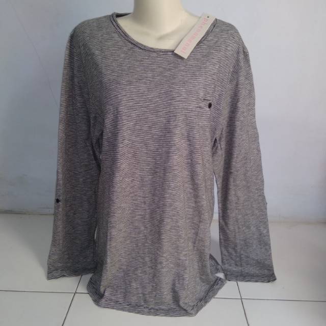 Size S M L XL kode PB23 Phenomenal kaos wanita brand matahari