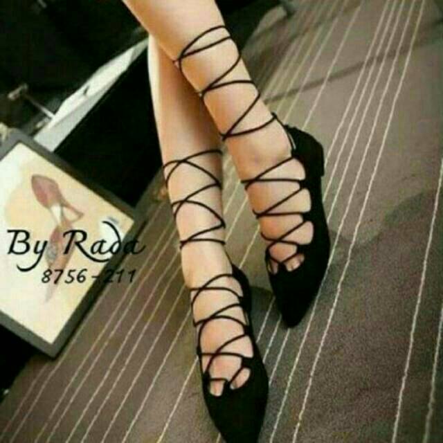 Balerina Flat Shoes Hitam Tali