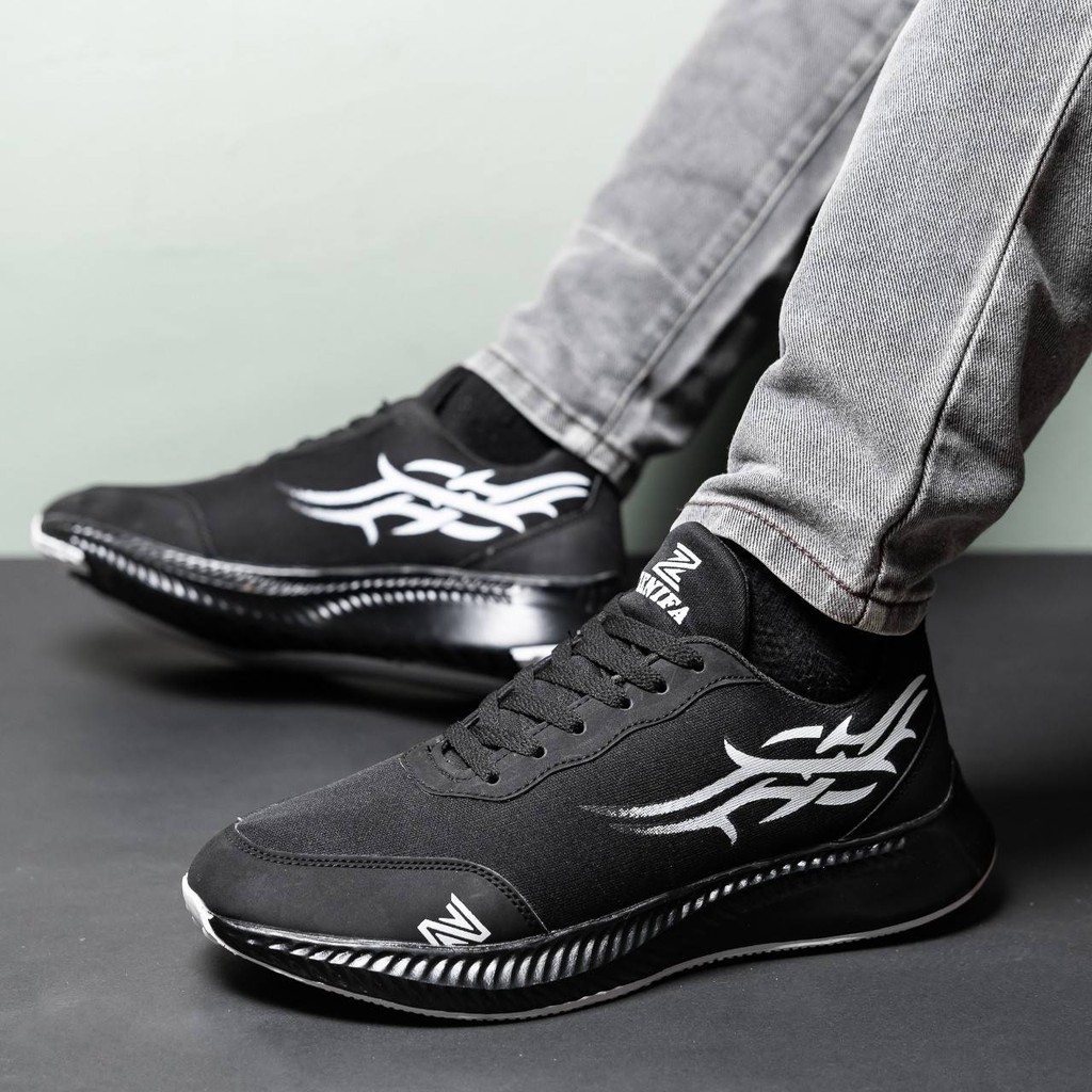 Sepatu Running Sneakers Running Casual Sekolah Pria Wanita Full Black Hitam